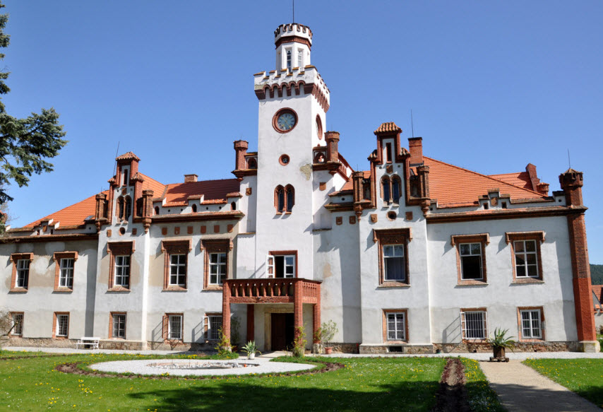 Zámek Dub, Czech Republic (Czechia)